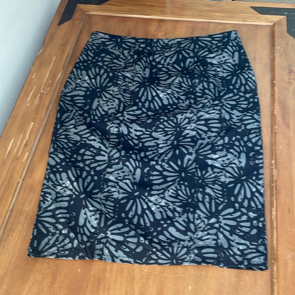 Rip Skirt Hawaii Size Large - Picture 10 of 11